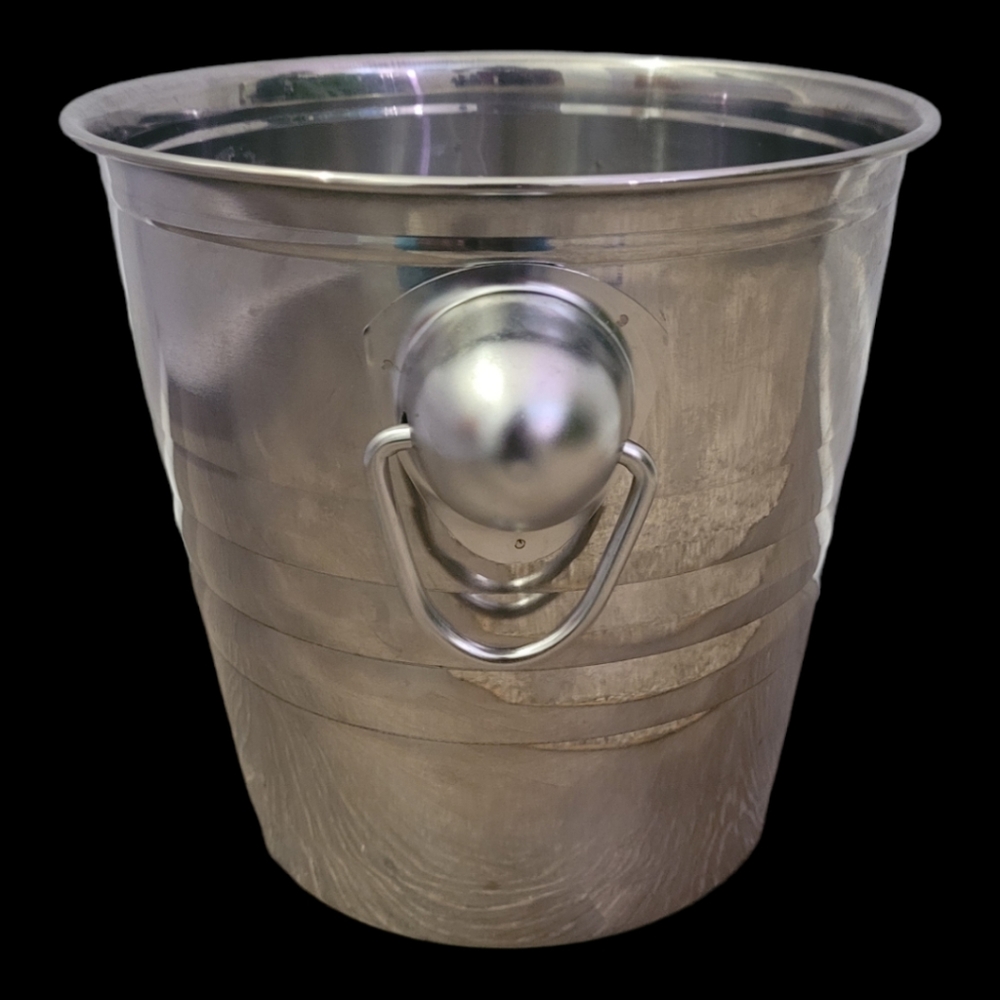 The Body Shop Bucket
